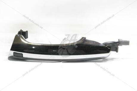 Ручка двері передньої лівої зовнішня (хром) Grand Santa Fe (13-) Mobis Hyundai/Kia/Mobis '826512W710