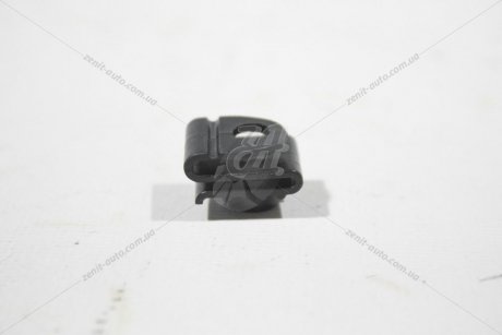 Клипса крепления Hyundai/Kia/Mobis 86825-28000