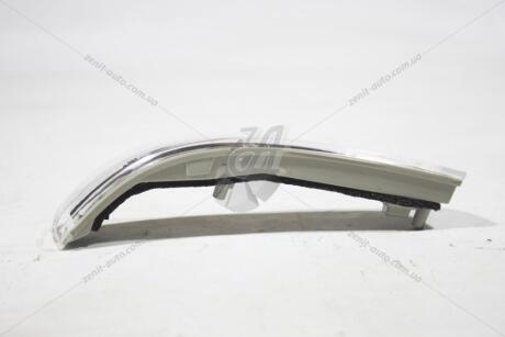 Повторитель поворота в зеркале правый Mobis Hyundai/Kia/Mobis 87623-2P000