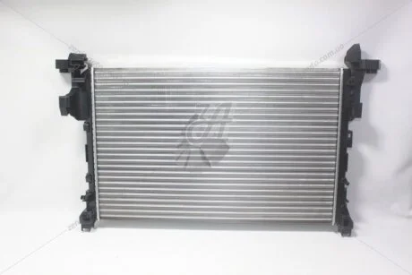 Радіатор охолодження двигуна Renault Trafic III (14-)/Opel Vivaro (14-)/Fiat Talento (16-) 1.6DCi KALE OTO RADYATOR Kale '363085