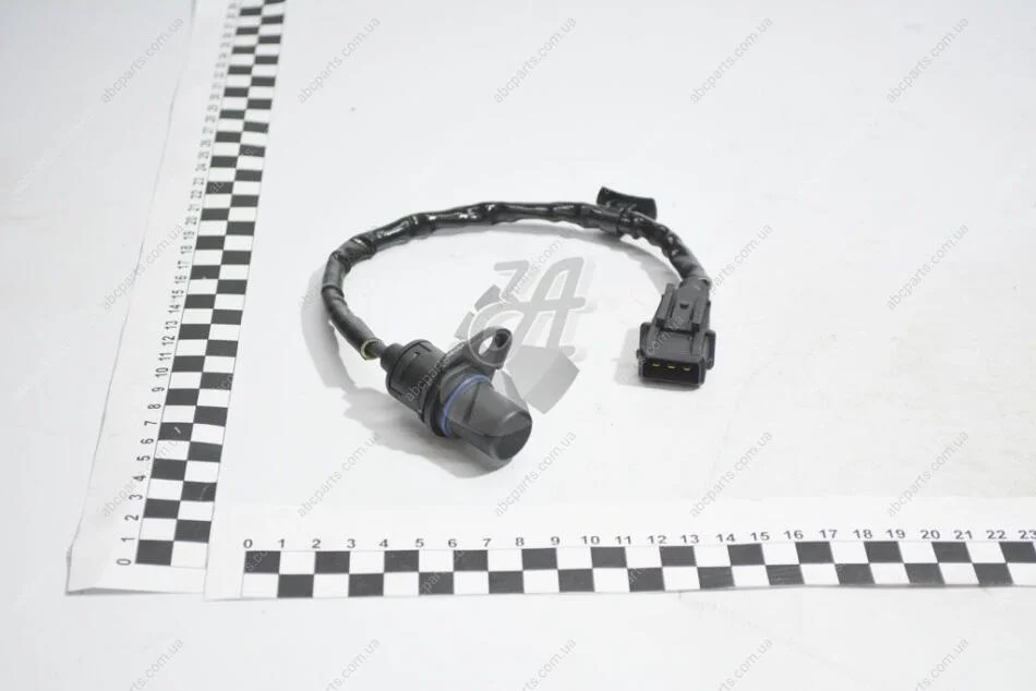 Датчик положеня колінвала Santa Fe(05-)/Carnival(05-) (39180-3E100) KAP KAP (KoreaAutoParts) KM0900472CHN (фото 1)
