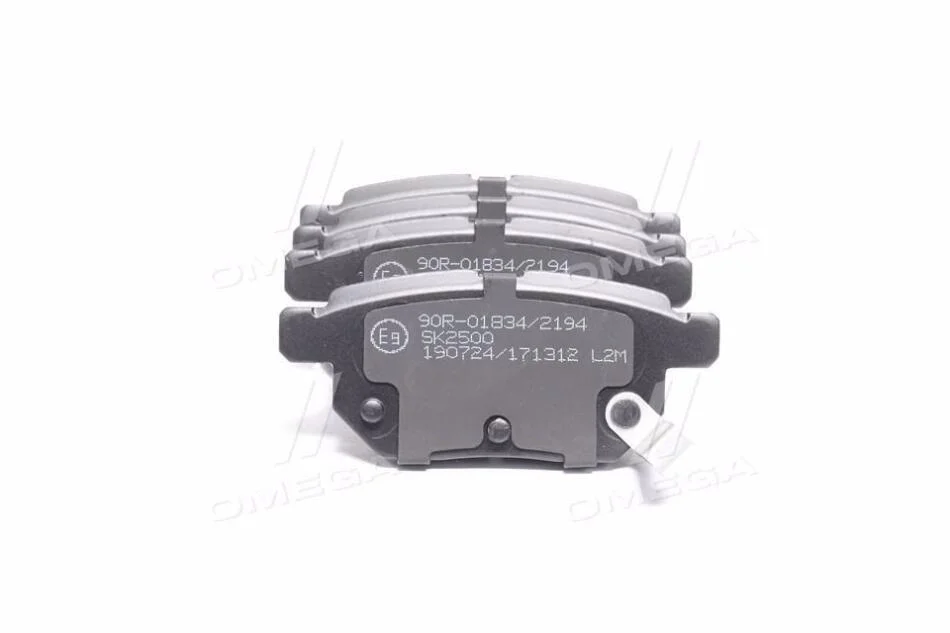 Колодки гальмівні дискові задні Toyota Auris (06-12), Corolla (06-), Prius (11-), Yaris (05-) (05P1312) LPR '05P1312 (фото 1)