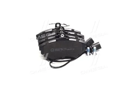 Колодки гальмівні дискові передні (+ болти, 2 датчики) Audi A4 (B5,B6,B7)/ VW Passat B5 (05P979) LPR '05P979