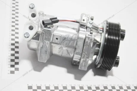 Компрессор кондиционера Renault Duster (15-)/Kaptur (16-) 2.0i Luzar LUZAR LCAC 0979