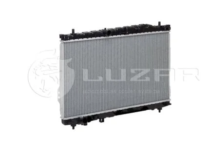 Радіатор охолодження Trajet 2.0/2.4/2.7 (00-) МКПП Luzar LUZAR LRc 08A3