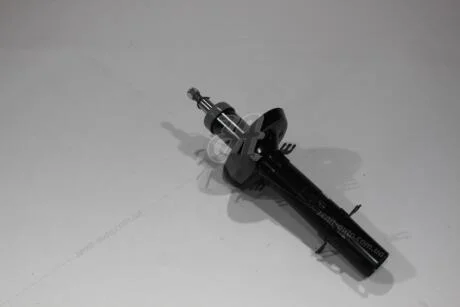Амортизатор підвіски масляний передній VW Golf IV / Skoda Octavia (96-05) (MSS016347) MANDO 'MSS016347