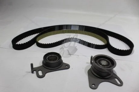 Комплект ременя ГРМ Hyundai Terracan (01-06) 2.5d/ Mitsubishi L200 (96-07), Pajero Sport I 2.5d (FM020435) MICHELIN 'FM020435