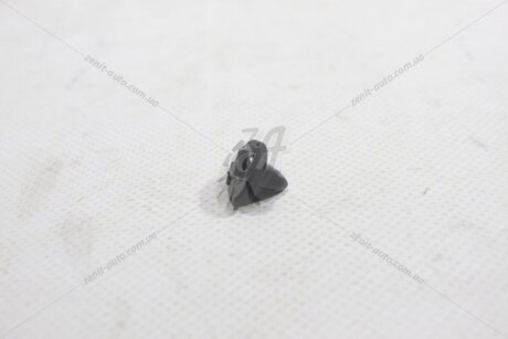 Кліпса обшивки задн двері Outlander III (2012) 2,4i CVT MITSUBISHI '5813A027