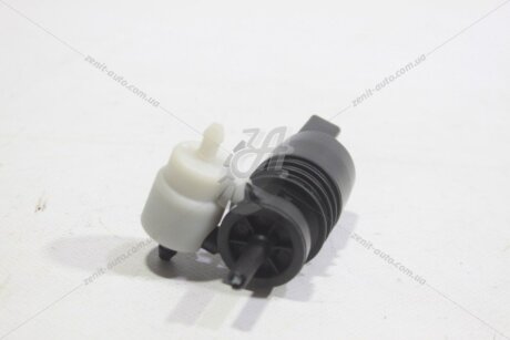 Насос стеклоомывателя MITSUBISHI 8260A059