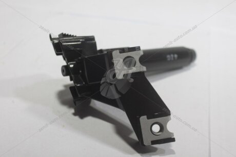 Форсунка омивача передн прав фари Outlander III (2021) 2,4i CVT MITSUBISHI '8264A310