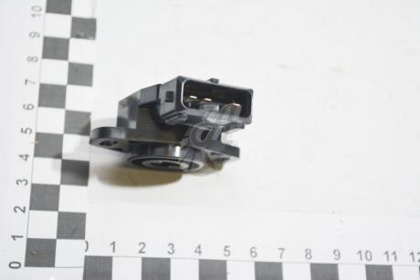 Датчик положения дроссельной заслонки MITSUBISHI MD628074