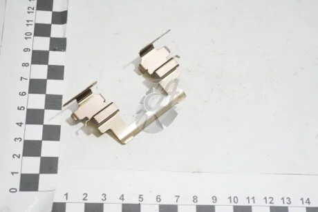 Пластини гальмівних колодок передн Outlander II III MITSUBISHI MR527673