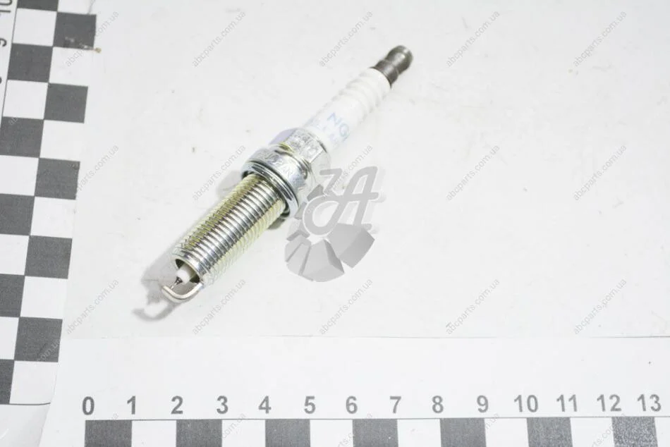 Свеча зажигания (22401-1KC1C) NISSAN 224011KC1C (фото 1)