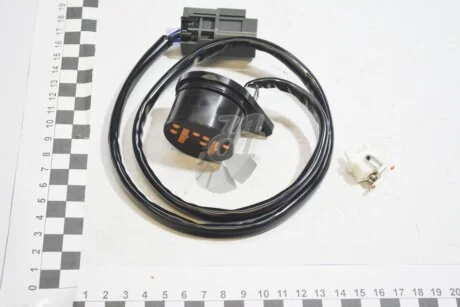 Вмикач заднього ходу (32005-17E1A) NISSAN 3200517E1A
