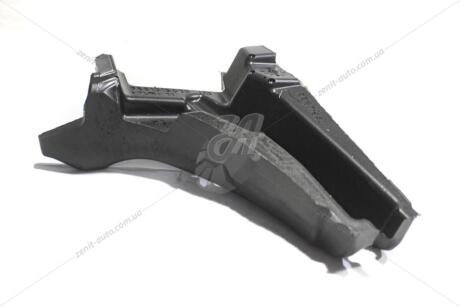 Накладка защитная крила правая Citroen Berlingo Citroen/Peugeot Peugeot/Citroen '8251ET