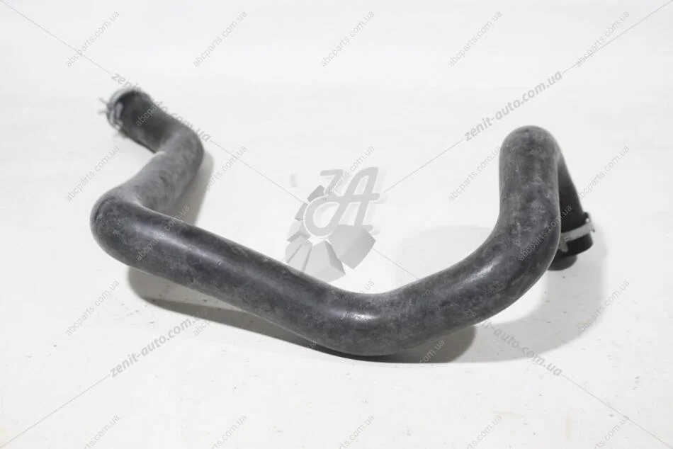Патрубок системы ОЖ Peugeot 2008 Citroen/Peugeot Peugeot/Citroen 9671540880 (фото 1)