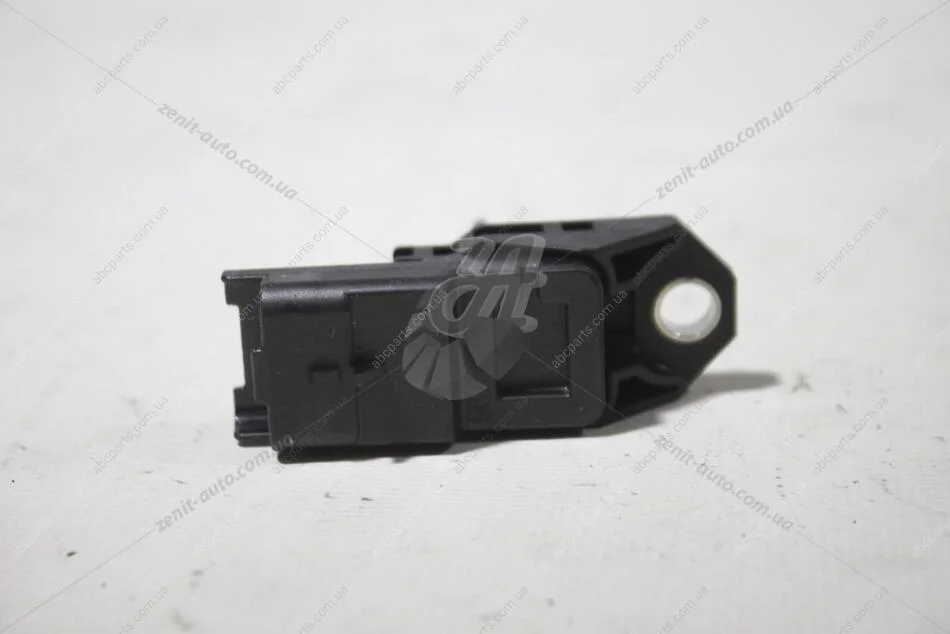 Датчик температуры впуска воздуха Citroen C3 1.2 i THP 110 (EB2DT) Citroen/Peugeot Peugeot/Citroen 9675333080 (фото 1)