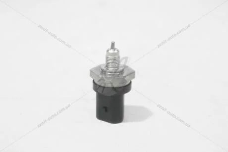 Датчик температуры масла Peugeot 3008 (17-) Citroen/Peugeot Peugeot/Citroen 9675733280