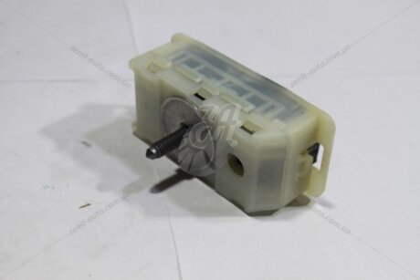 Фото подушка радиатора Citroen С4 Picasso II/Peugeot 308 II Citroen/Peugeot Peugeot/Citroen '9800613580 Подушка радиатора Citroen С4 Picasso II/Peugeot 308 II Citroen/Peugeot Peugeot/Citroen '9800613580