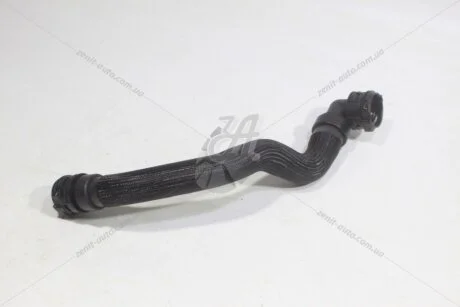 Патрубок системи охолодження Citroen Berlingo (18-), C5 Aircross (18-)/Peugeot Partner (18-), 308 II (13-) 1.6BlueHDi Citroen/Peugeot Peugeot/Citroen '9804058880