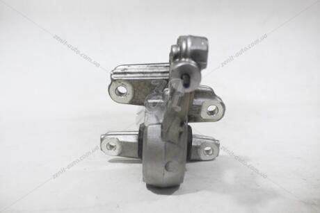 Опора ДВС Citroen C3 1.2 i THP 110 (EB2DT) Citroen/Peugeot Peugeot/Citroen 9808354980