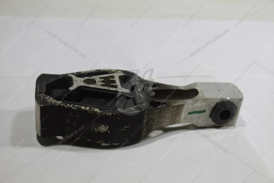 Опора двигателя передняя Citroen C4/Peugeot 308 II (13-) Citroen/Peugeot Peugeot/Citroen '9808838680 (фото 1)