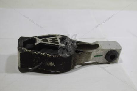 Опора двигателя передняя Citroen C4/Peugeot 308 II (13-) Citroen/Peugeot Peugeot/Citroen '9808838680