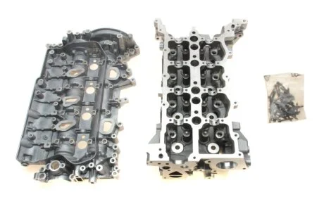 Головка ГБЦ (з клапанами) 2,3dci biturbo Renault Master III Renault RENAULT 110415059R