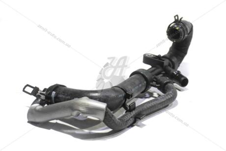 Патрубок системи охолодження з трійником 2,3 dci Master III (10-) RENAULT '110606001R