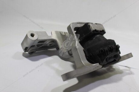 Опора двигателя Kaleos 2,5 16V (08-16) RENAULT '112106118R