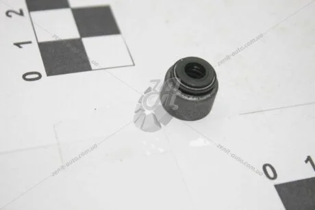 Сальник клапанов 1.0 SCe Dacia Logan II, Sandero II (13-) Renault RENAULT 132074730R