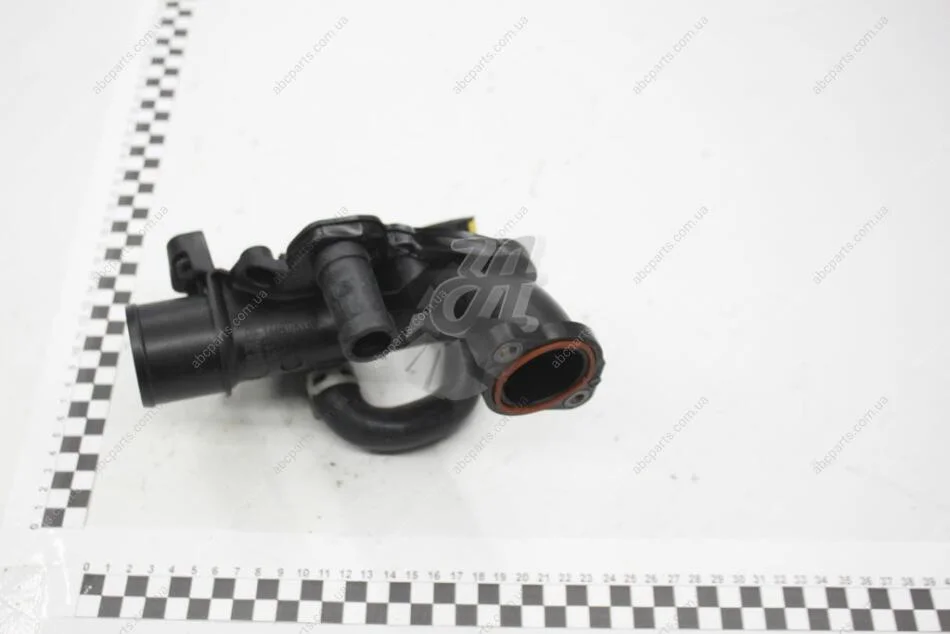 Патрубок клапана EGR 1.5dci Renault Kangoo II, Megane III (8200323338) Renault RENAULT 144604527R (фото 1)