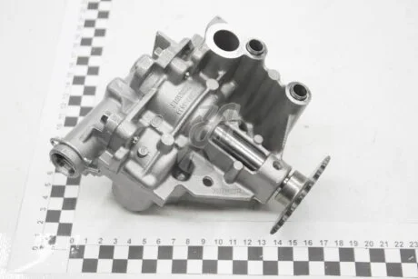 Насос масляний 2,0dci Renault TraficII 2006- Renault RENAULT 150005392R