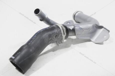 Патрубок радіатора 2,3 dci Master III (10-) RENAULT 210470894R