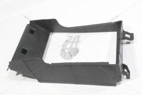 Дефлектор радиатора Logan II, Sandero II RENAULT '215585027R