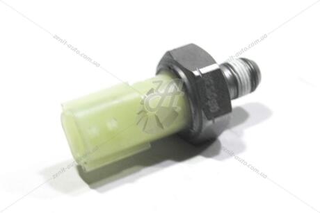 Датчик тиску масла 1,6 TCe 16V Lodgy (12-), Megane IV (15-) RENAULT '252405053R