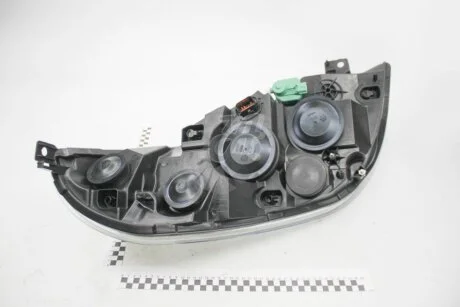 Фара левая Renault Master III 2010- Renault RENAULT 260602078R