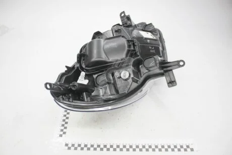 Фара лев (хром) Renault Kangoo II 2013- Renault RENAULT 260602665R