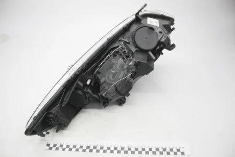 Фара лeв Megan III Renault RENAULT 260607449R