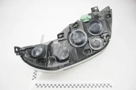 Фара левая Renault Master III Renault RENAULT 260608716R