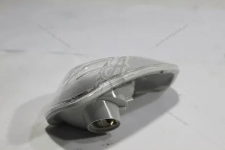Ліхтар покажчика повороту правий на дзеркалі Renault Master III 2010- (261609635R) Renault RENAULT '261609635R