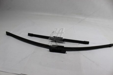 Щітка склоочисника б/к (компл 2шт-650/340) Captur (13-) RENAULT '288908601R