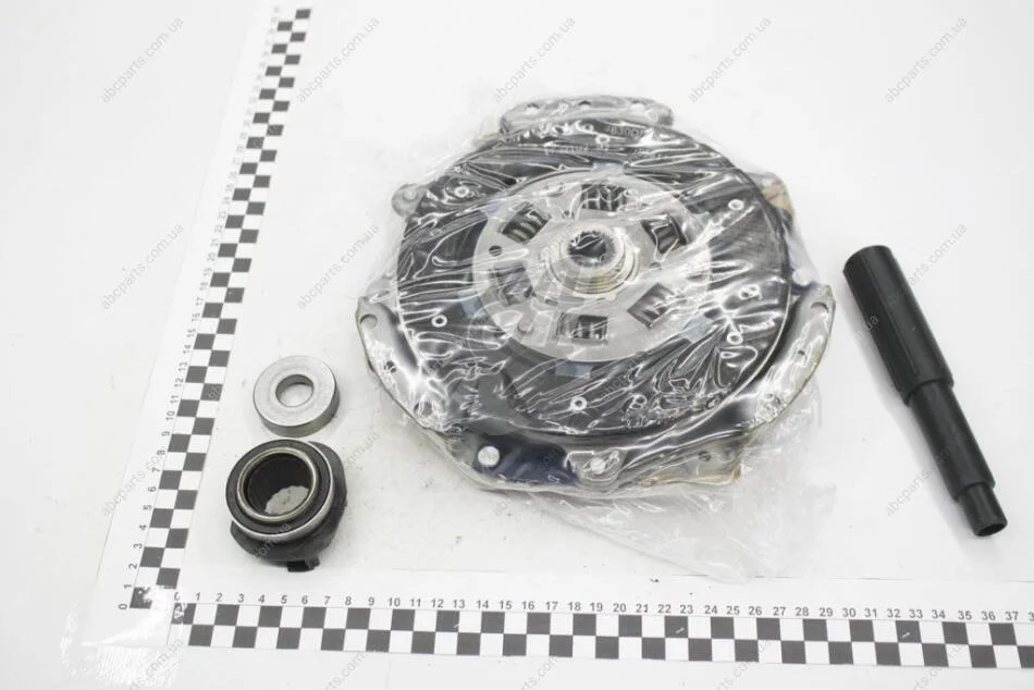 Зчеплення 1,2 16V Renault Clio II, Kangoo I / II Renault RENAULT 302050453R (фото 1)