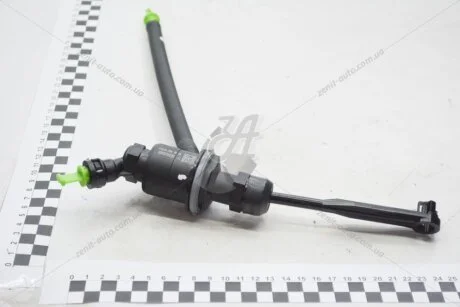 Цилиндр сцепления главный Dacia Duster II (19-) Renault RENAULT 306104007R