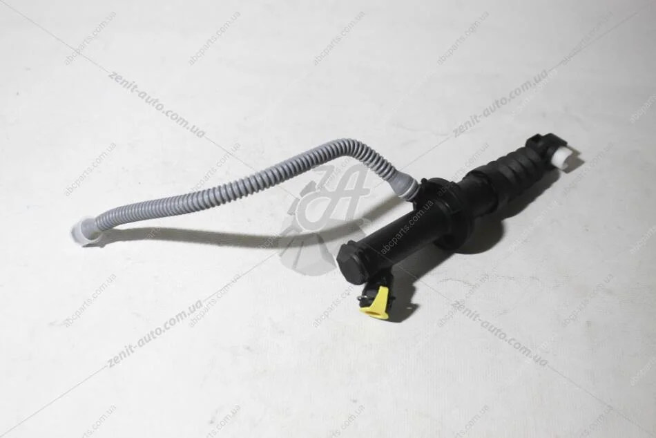 Циліндр зчеплення головний 1,5dci Renault Clio IV, Captur Renault RENAULT 306105773R (фото 1)