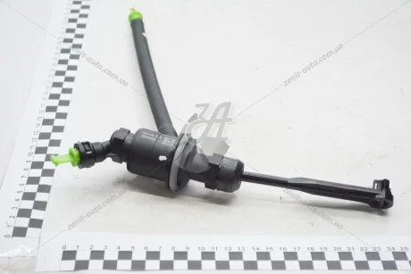 Цилиндр сцепления главный 2,0 16V Renault Duster 2011- Renault RENAULT 306107623R