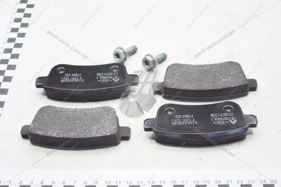 Колодки тормозные диск задн Renault Fluence, Megane III, Scenic III Renault RENAULT 440604694R (фото 1)