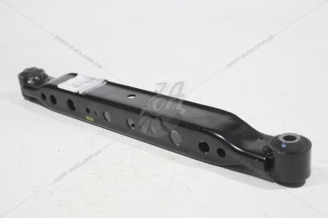 Важіль підвіски нижній правий передній Koleos II (16-23) RENAULT 551105HA0B