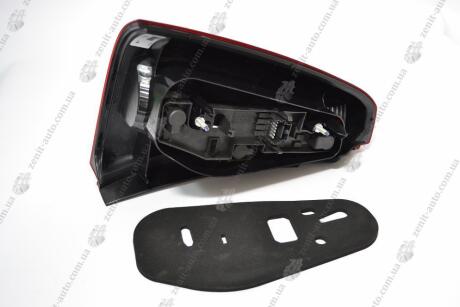 Фонарь задний Logan (-08) прав желтый RENAULT 6001546795