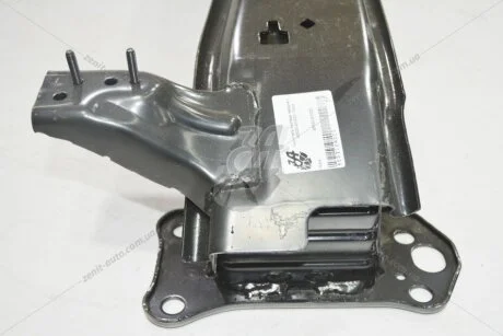 Підсилювач бампера переднього Renault Master III 2010- Renault RENAULT 620106970Y